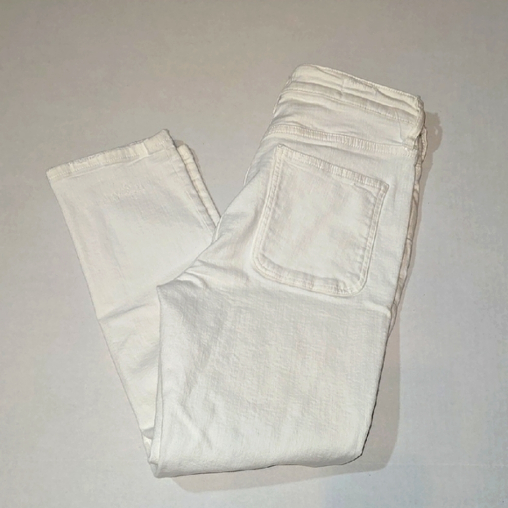Pilcro and the Letterpress White Hogh Rise Distressed Jeans Size 30 Waist